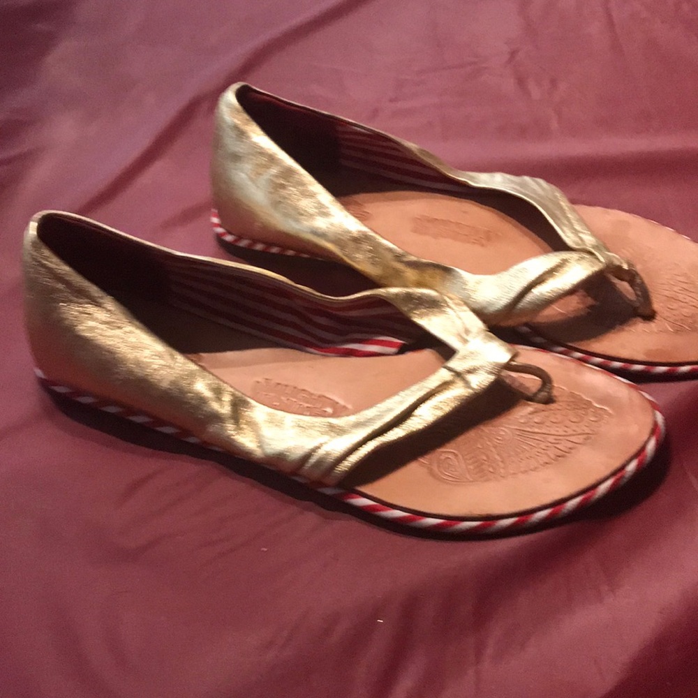Gold leather open toes